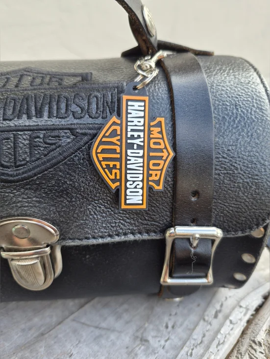 Harley-Davidson Black Leather Bag with Matching Studded Wallet - Picture 5 of 16